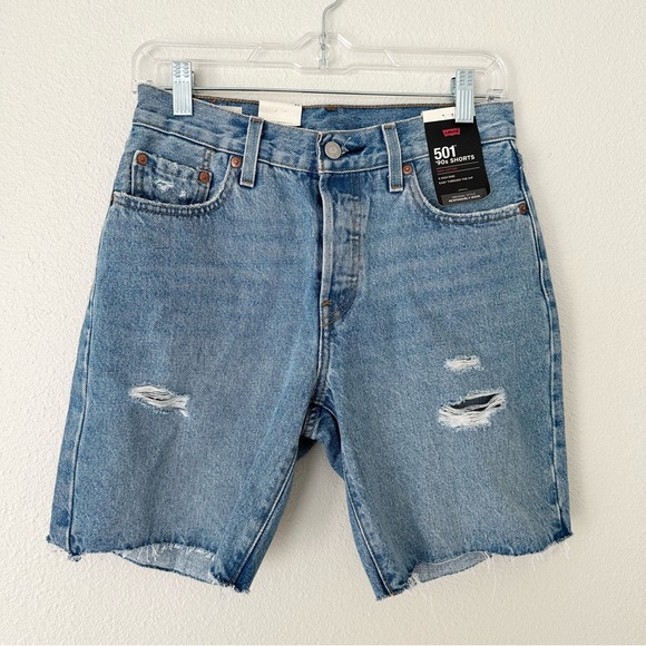 Levi’s Premium 90’s Loose Fit Distressed Jean Shorts in Sketch Artist NEW - Picture 10 of 12